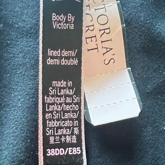 NWT Victoria Secret Lined Demi Velvet Sparkle Bra Body By Victoria Size 38DD - Picture 5 of 6